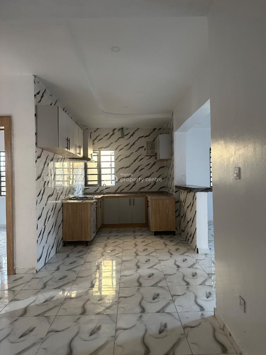 2 Bedroom Apartment, Off Olokonla, Sangotedo, Ajah, Lagos, Flat / Apartment for Rent