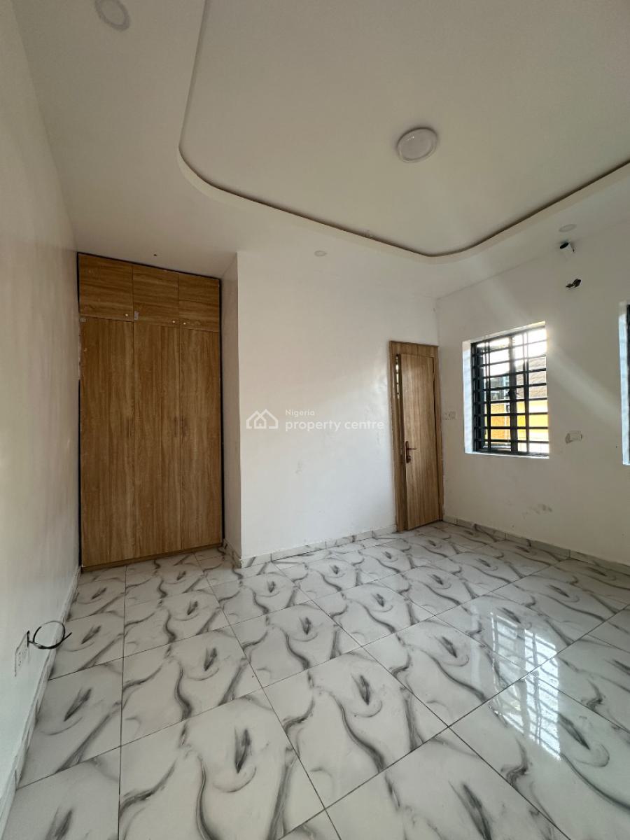 2 Bedroom Apartment, Off Olokonla, Sangotedo, Ajah, Lagos, Flat / Apartment for Rent