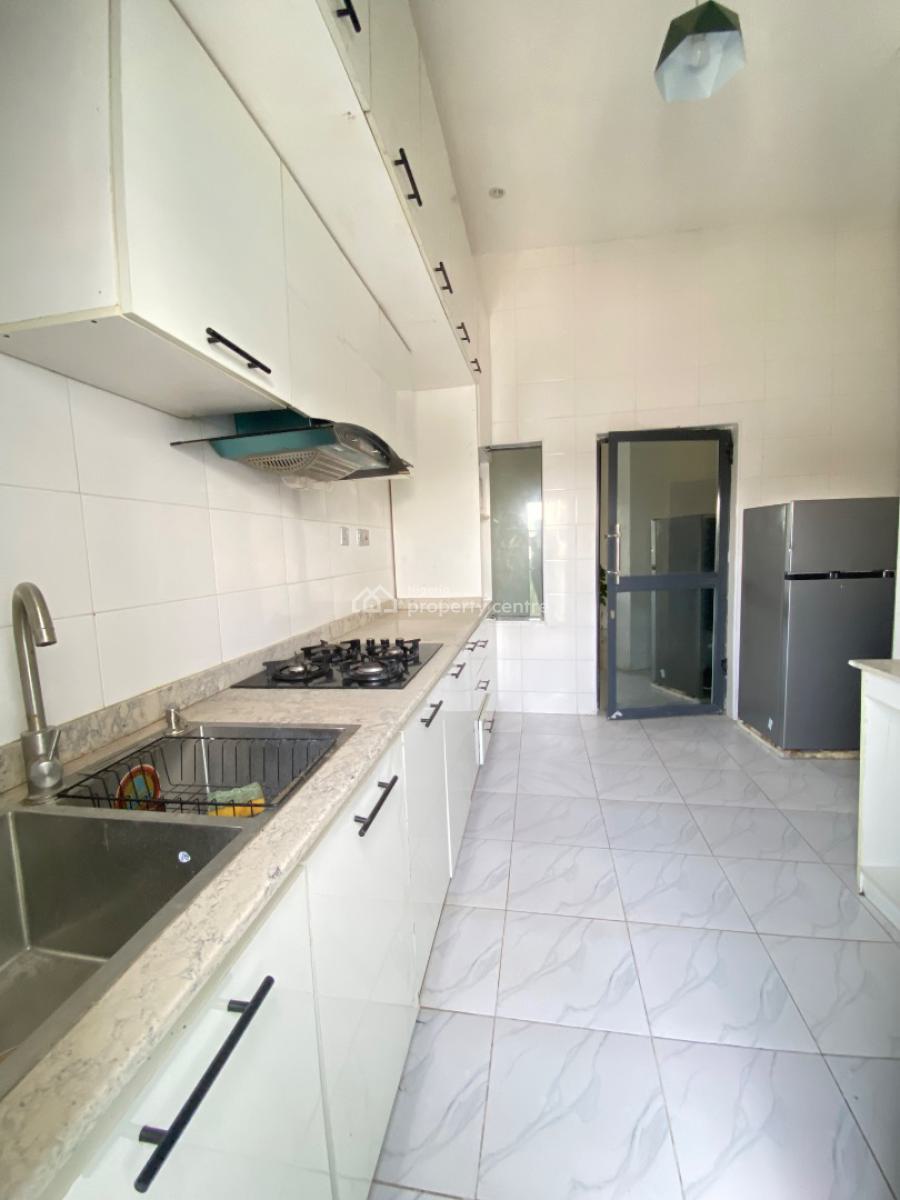 Fully Furnished 2 Bedroom Apartment with Inverter, Ologolo, Lekki, Lagos, Flat / Apartment for Rent