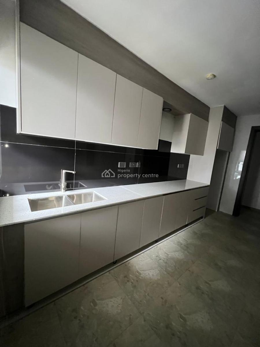 4-bedroom Terrace Duplex+bq  Abuja, Guzape District, Abuja, Terraced Duplex for Sale