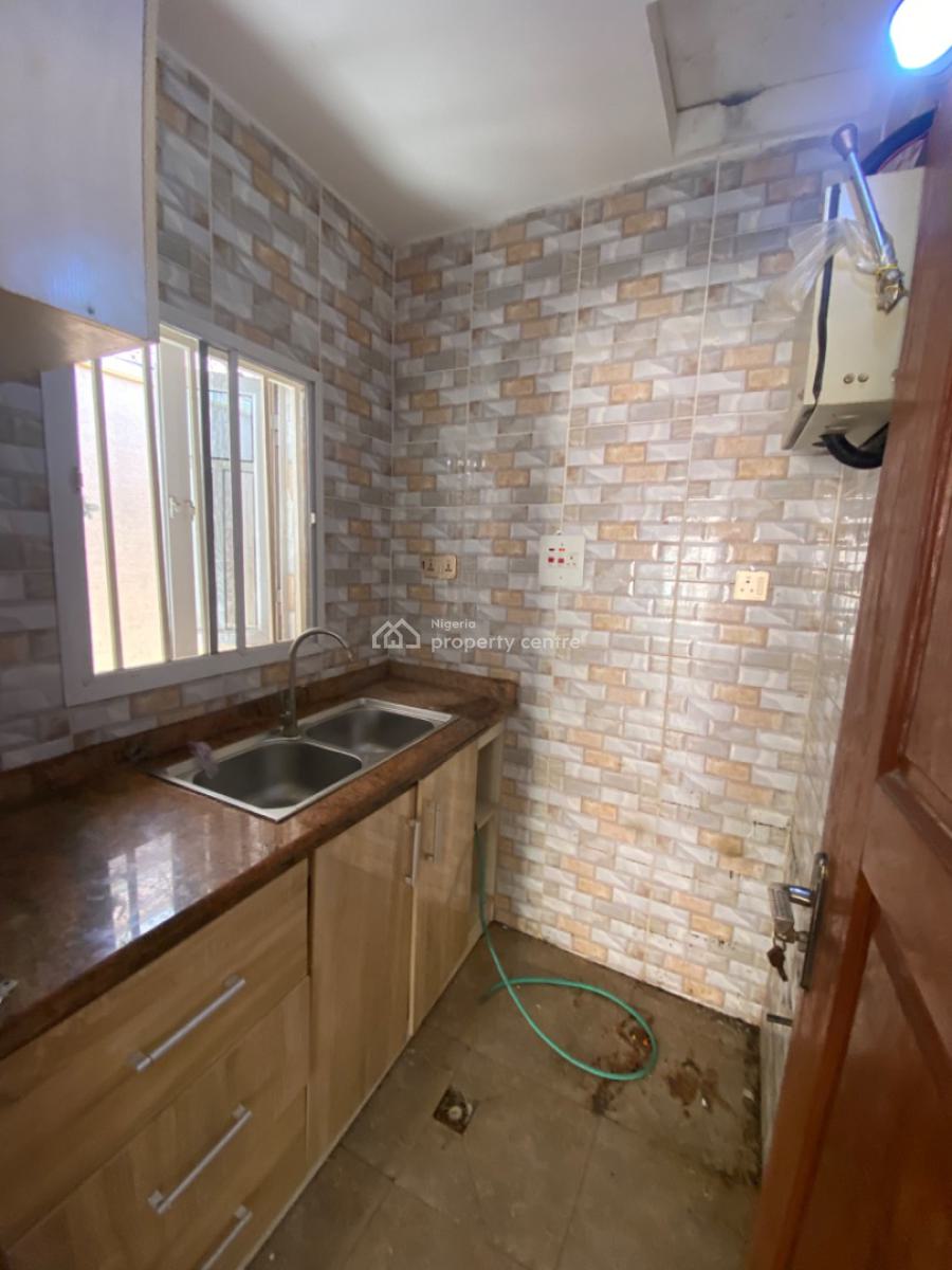 Luxury 1bedroom Flat, Lekki Sheme 2/ Abraham Adesanya, Ajah, Lagos, Flat / Apartment for Rent