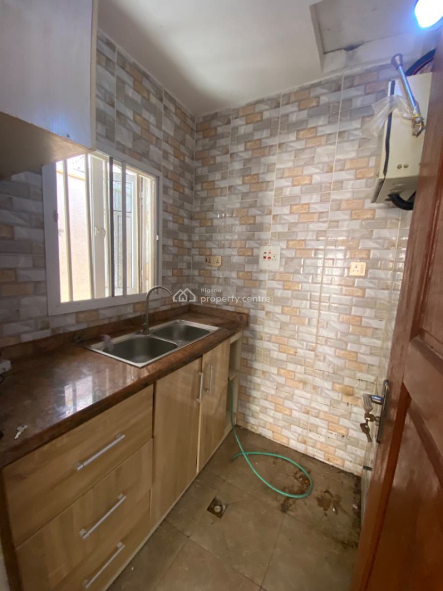 Luxury 1bedroom Flat, Lekki Sheme 2/ Abraham Adesanya, Ajah, Lagos, Flat / Apartment for Rent