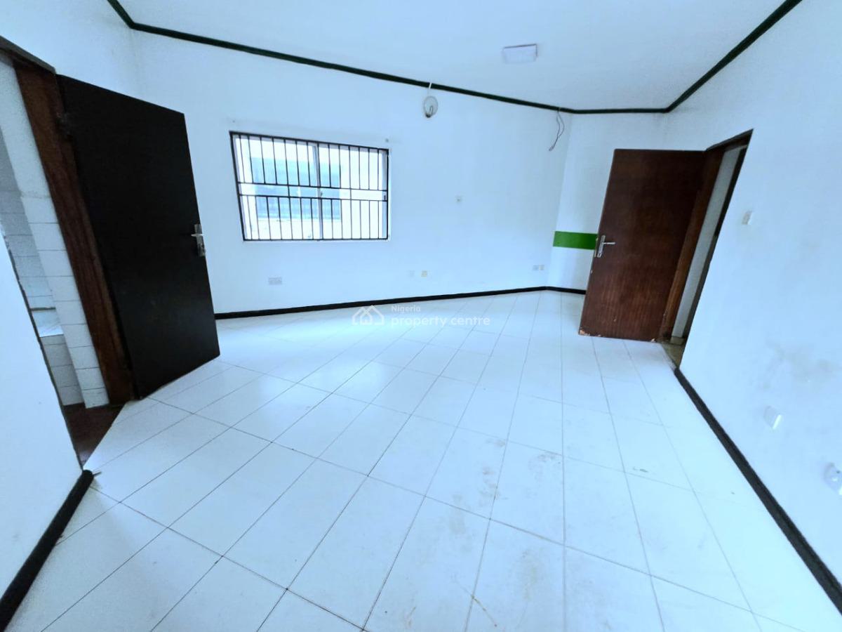 Spacious 5-bedroom Detached House with Bq., Victoria Island (vi), Lagos, Detached Duplex for Rent