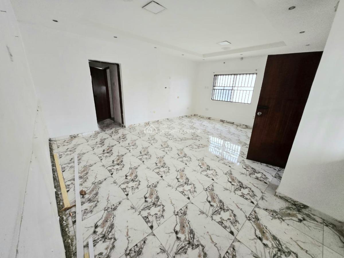Spacious 5-bedroom Detached House with Bq., Victoria Island (vi), Lagos, Detached Duplex for Rent