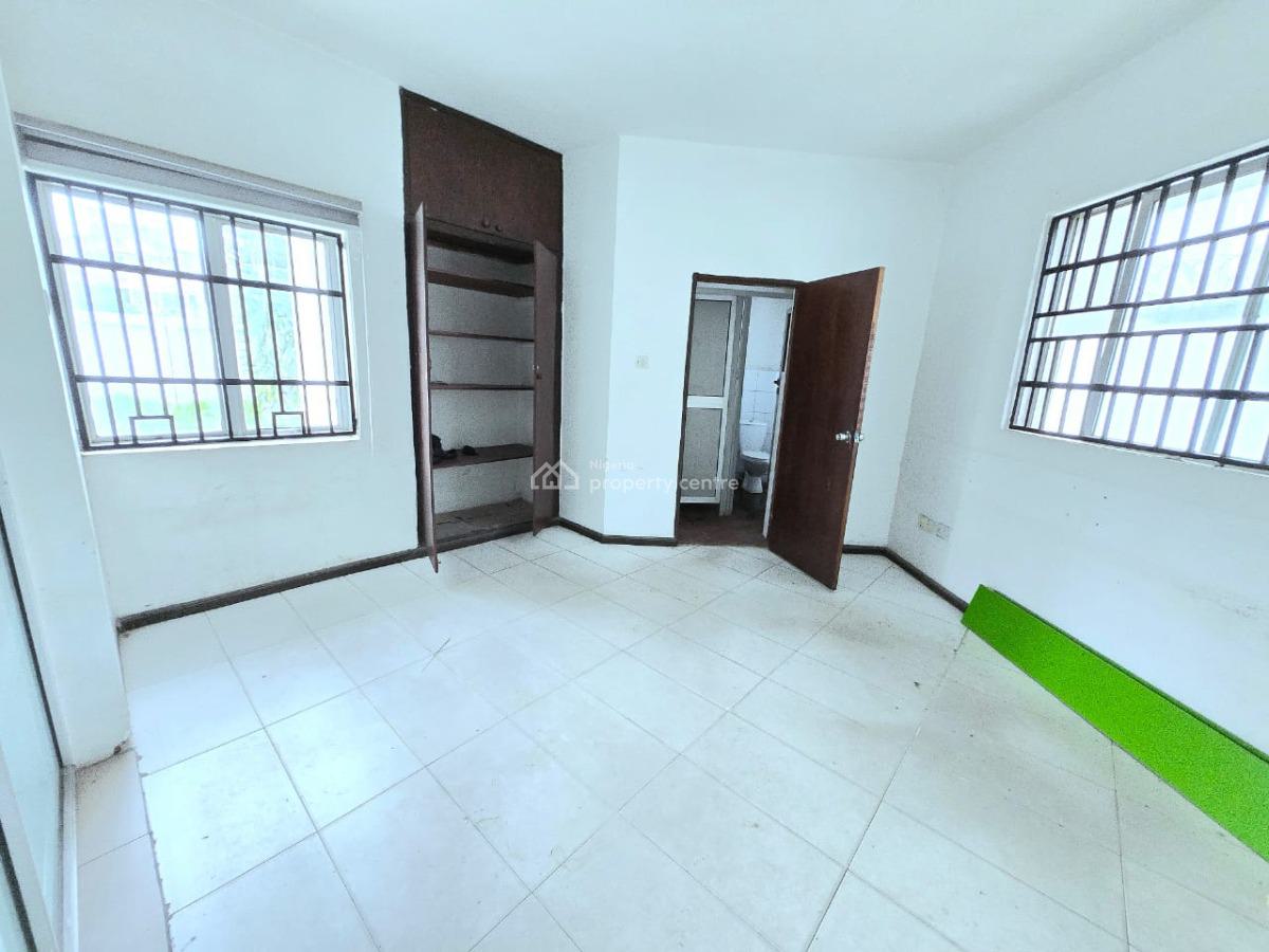 Spacious 5-bedroom Detached House with Bq., Victoria Island (vi), Lagos, Detached Duplex for Rent