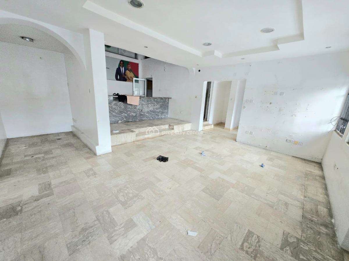 Spacious 5-bedroom Detached House with Bq., Victoria Island (vi), Lagos, Detached Duplex for Rent