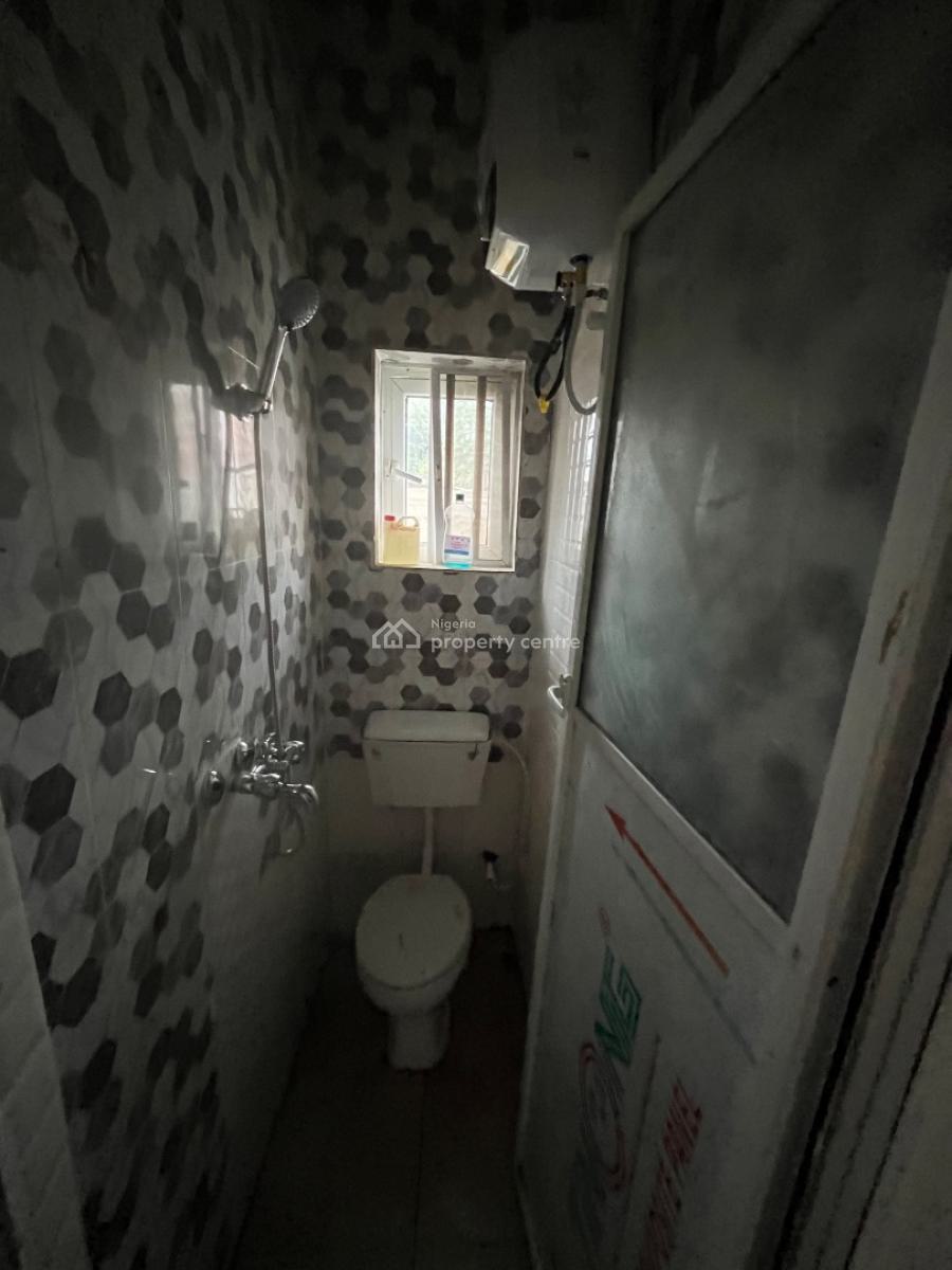 Excellent Mini Flat, Gra Phase 1, Magodo, Lagos, Mini Flat (room and Parlour) for Rent