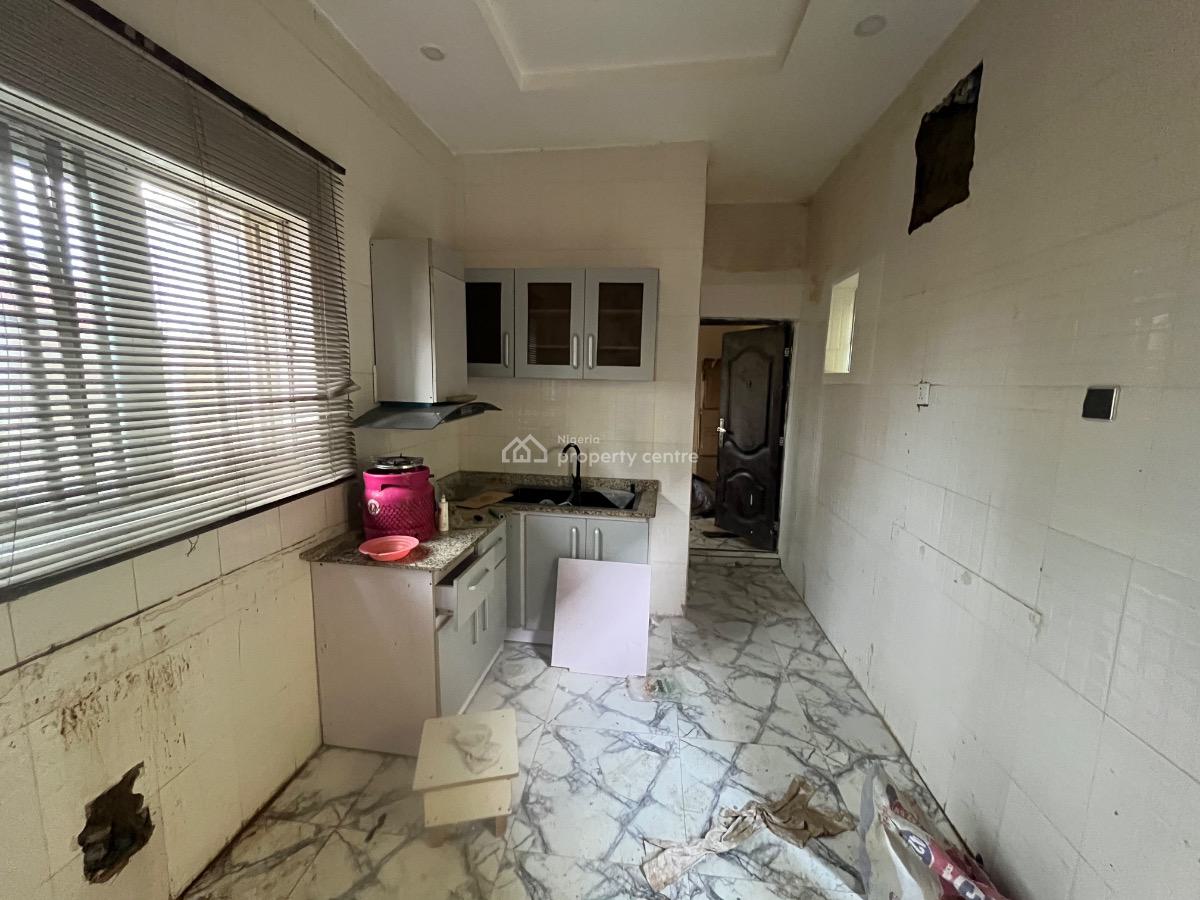Excellent Mini Flat, Gra Phase 1, Magodo, Lagos, Mini Flat (room and Parlour) for Rent