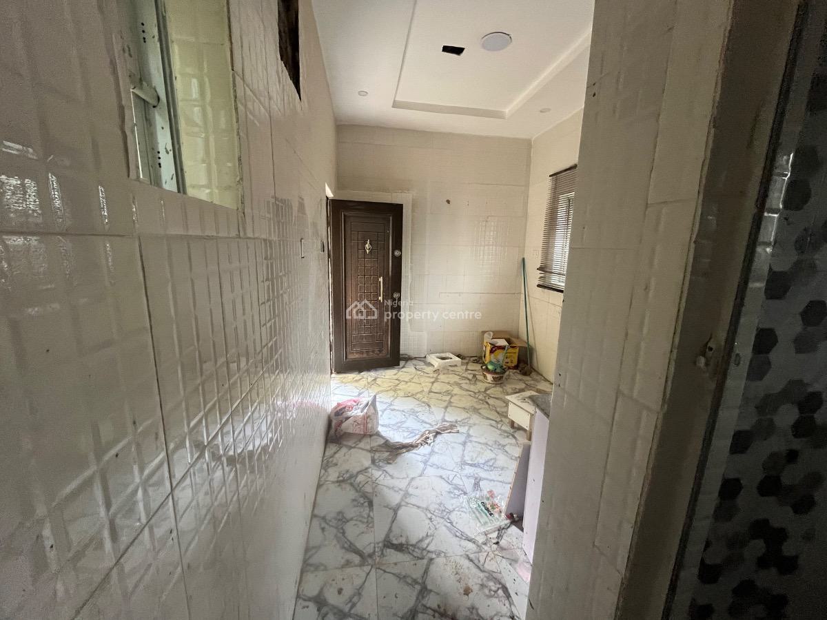 Excellent Mini Flat, Gra Phase 1, Magodo, Lagos, Mini Flat (room and Parlour) for Rent
