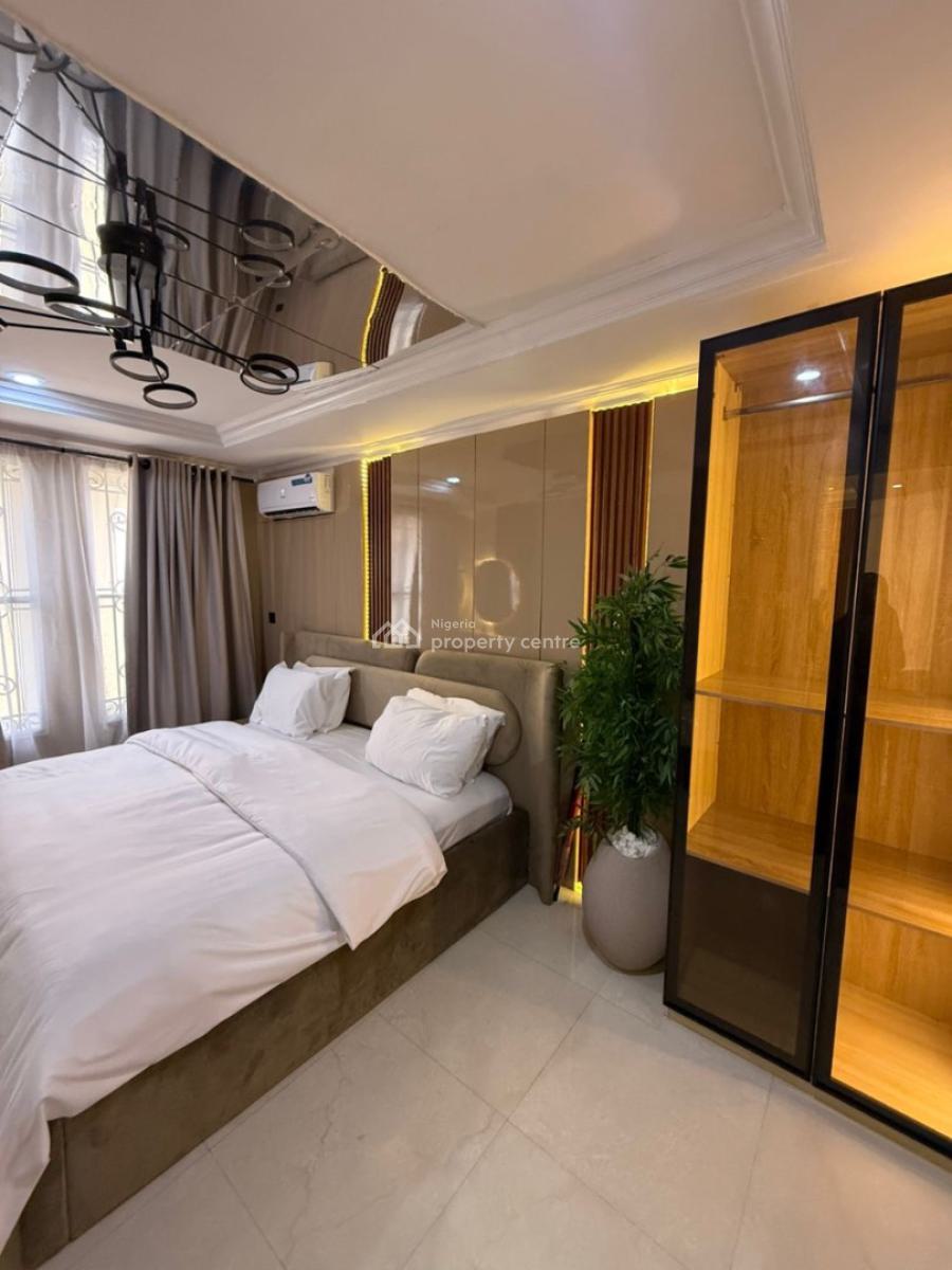 Luxury 2 Bedroom Apartment with 3 Balconies and  Other Top Notch Amenities, Lekki Phase 1, Lekki, Lagos, Flat / Apartment Short Let