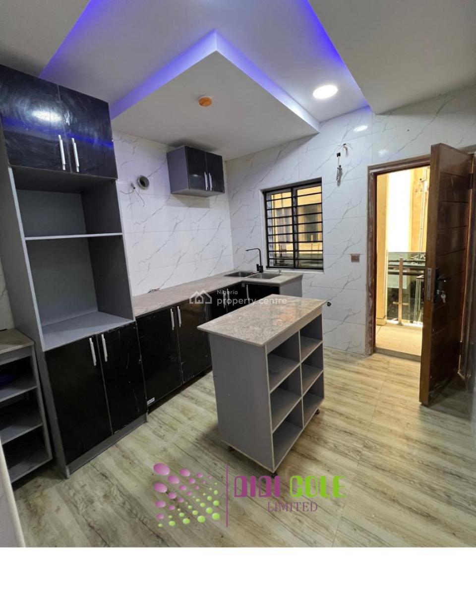 2 Bedroom Flat with Bq, Ikate, Lekki, Lagos, Flat / Apartment for Sale