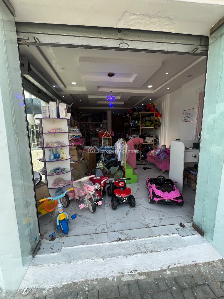 Super-clean 45-square Meter Commercial Space Located on a Busy Road, Lekki Phase 1, Lekki, Lagos, Commercial Property for Rent