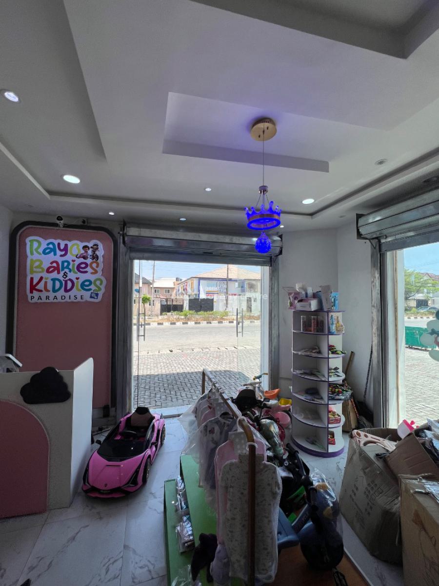 Super-clean 45-square Meter Commercial Space Located on a Busy Road, Lekki Phase 1, Lekki, Lagos, Commercial Property for Rent