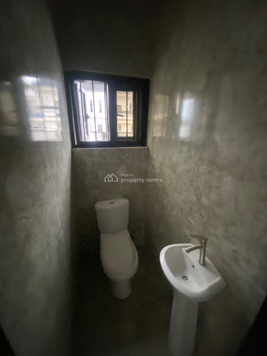 Luxury 3 Bedroom Flat with Luxury Features. in Chevron Chevy View, Chevy View Estate Chevron Lekki, Idado, Lekki, Lagos, Flat / Apartment for Rent