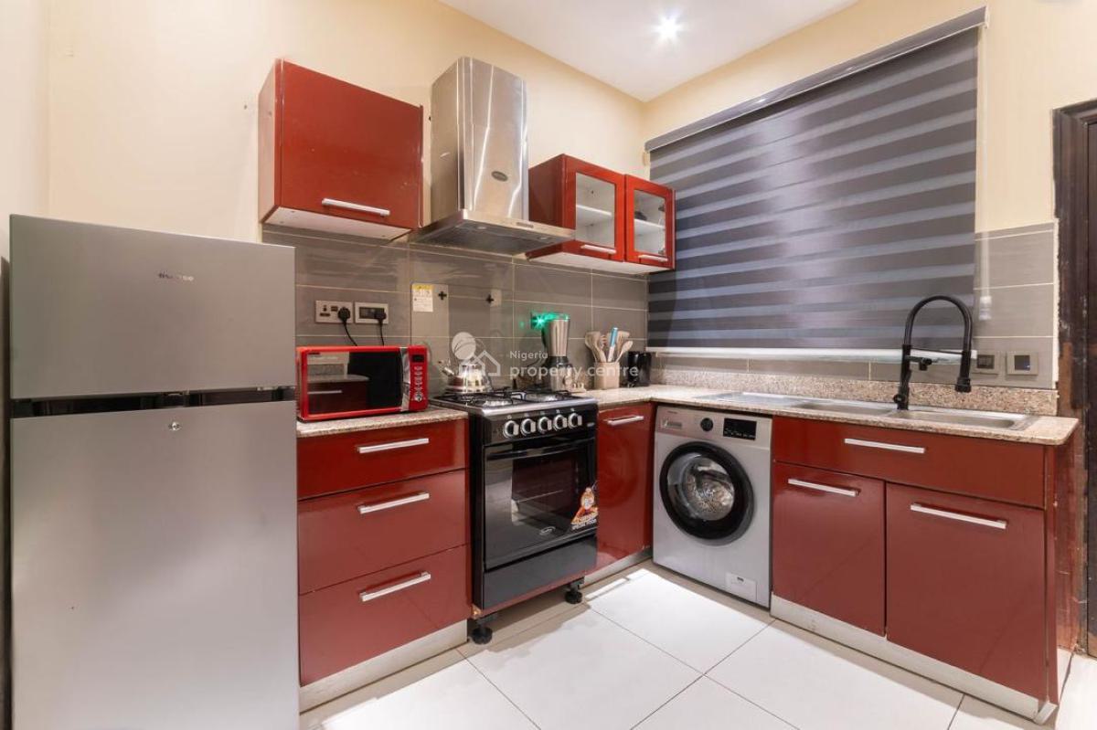 Stylish and Well-furnished 2 Bedroom Apartment in Lekki Phase 1 ---, Lekki Phase 1, Lekki, Lagos, Flat / Apartment Short Let