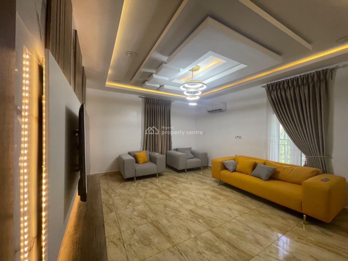 Exotic Furnished 1 Bedroom Apartment with 24/7 Electricity, Gaduwa, Abuja, Mini Flat (room and Parlour) Short Let