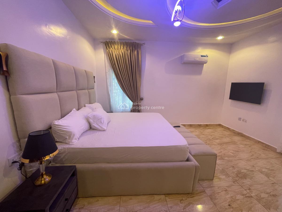 Exotic Furnished 1 Bedroom Apartment with 24/7 Electricity, Gaduwa, Abuja, Mini Flat (room and Parlour) Short Let