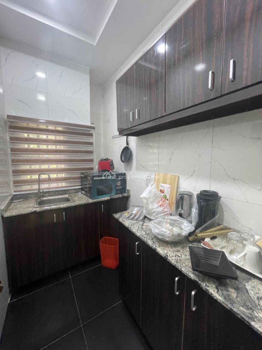 Exotic Furnished 1 Bedroom Apartment with 24/7 Electricity, Gaduwa, Abuja, Mini Flat (room and Parlour) Short Let