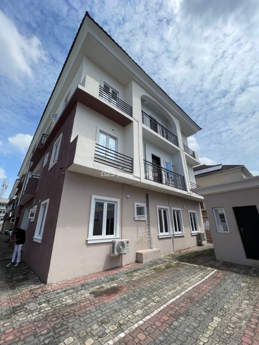 Newly Renovated 3 Bedroom Serviced Apartment, Agungi, Lekki, Lagos, Flat / Apartment for Rent