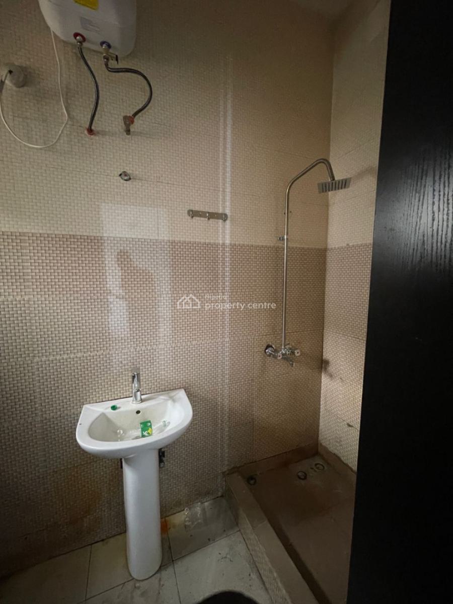 Newly Renovated 3 Bedroom Serviced Apartment, Agungi, Lekki, Lagos, Flat / Apartment for Rent