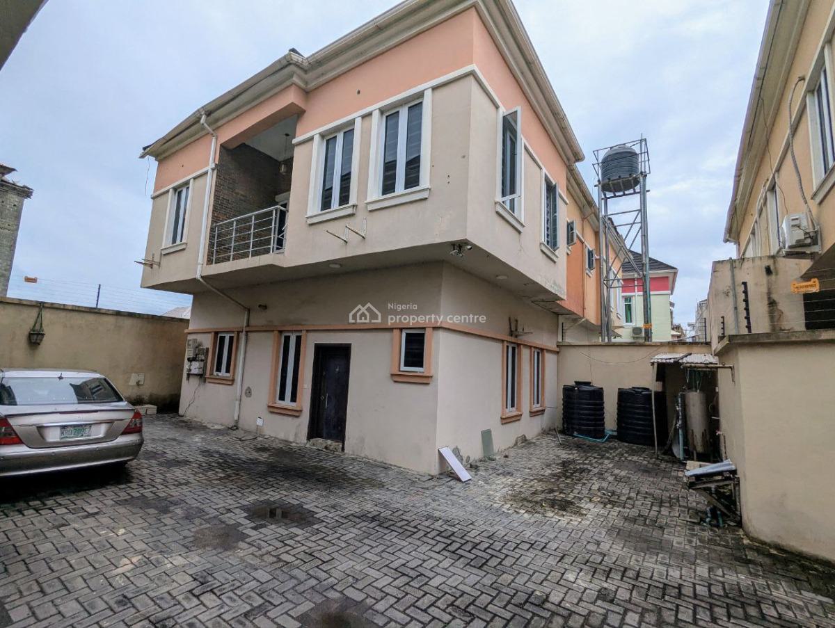 Good Deal: 3 Bedrooms Semi-detached with Bq in a Gated Estate, Ocean Breeze Estate, Ologolo, Lekki, Lagos, Semi-detached Duplex for Sale