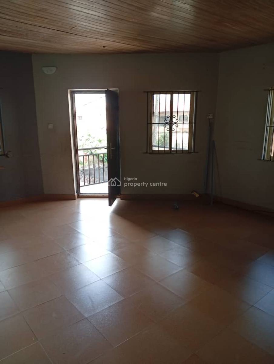 Well Maintained and Spacious 3 Bedroom Apartment, Gra Phase 1, Magodo, Lagos, Flat / Apartment for Rent