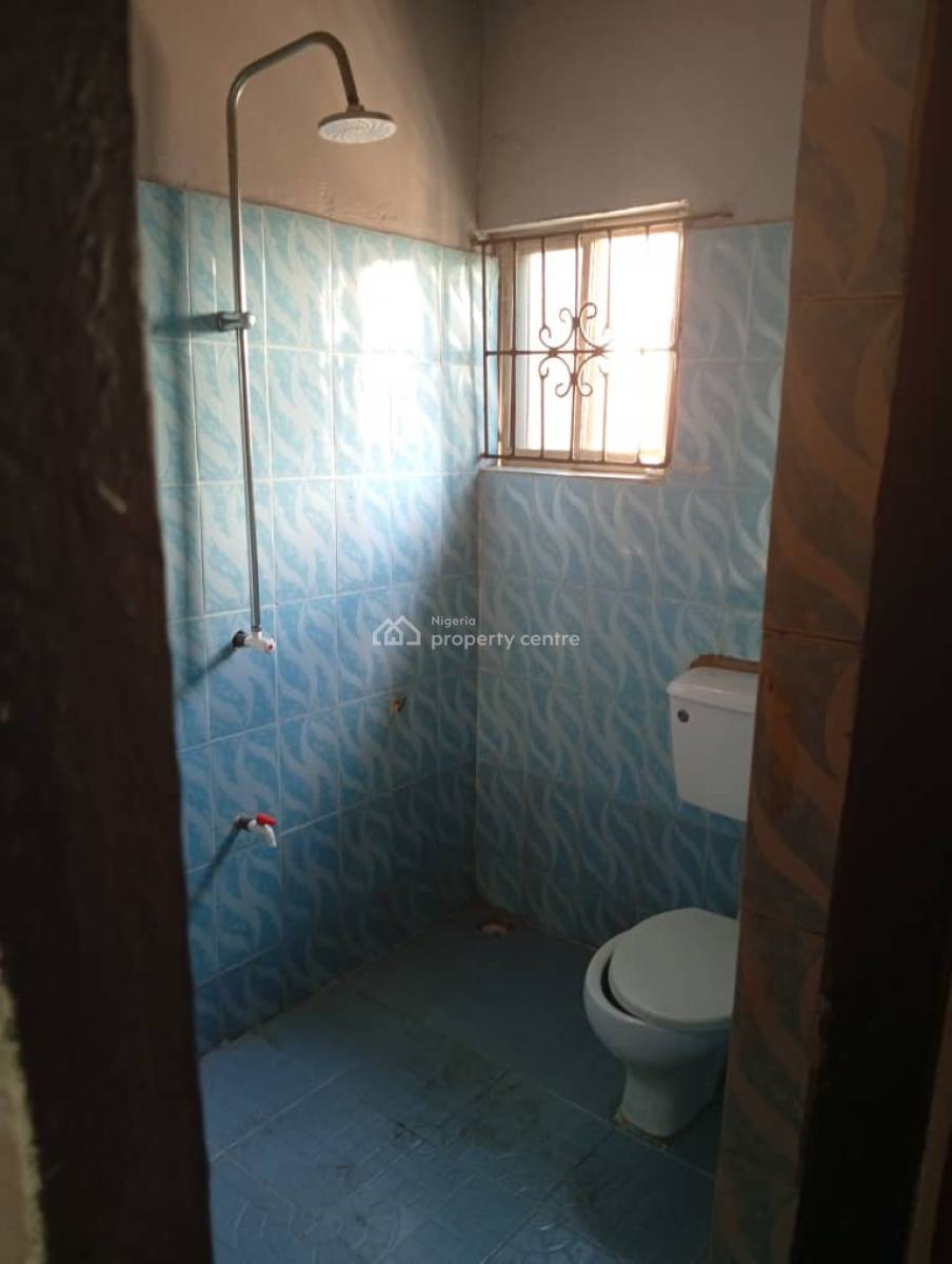Well Maintained and Spacious 3 Bedroom Apartment, Gra Phase 1, Magodo, Lagos, Flat / Apartment for Rent