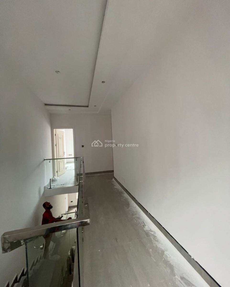 Serviced 5 Bedroom En-suite Townhouse with Fitted Kitchen, Cooker, Hea, Ikate Elegushi, Lekki, Lagos, Terraced Duplex for Rent