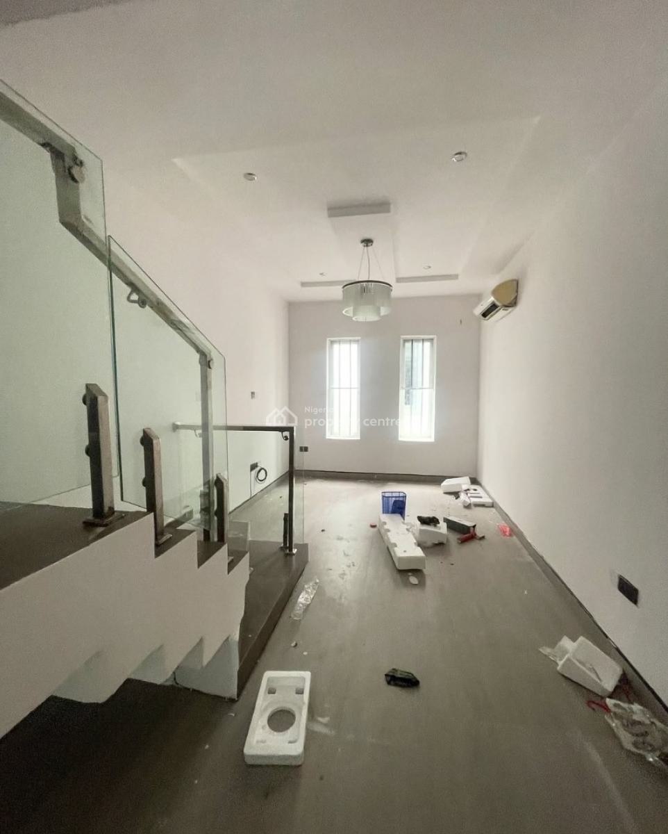 Serviced 5 Bedroom En-suite Townhouse with Fitted Kitchen, Cooker, Hea, Ikate Elegushi, Lekki, Lagos, Terraced Duplex for Rent