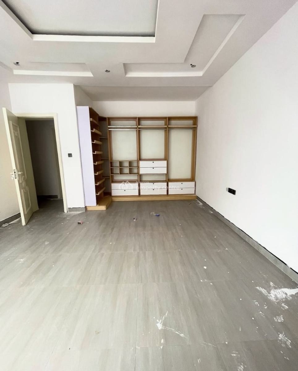 Serviced 5 Bedroom En-suite Townhouse with Fitted Kitchen, Cooker, Hea, Ikate Elegushi, Lekki, Lagos, Terraced Duplex for Rent