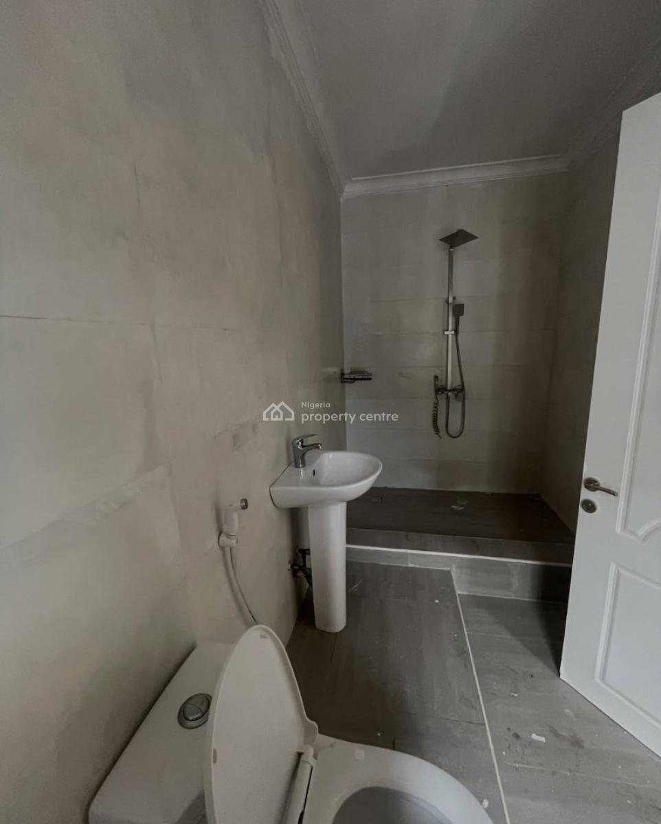 Serviced 5 Bedroom En-suite Townhouse with Fitted Kitchen, Cooker, Hea, Ikate Elegushi, Lekki, Lagos, Terraced Duplex for Rent