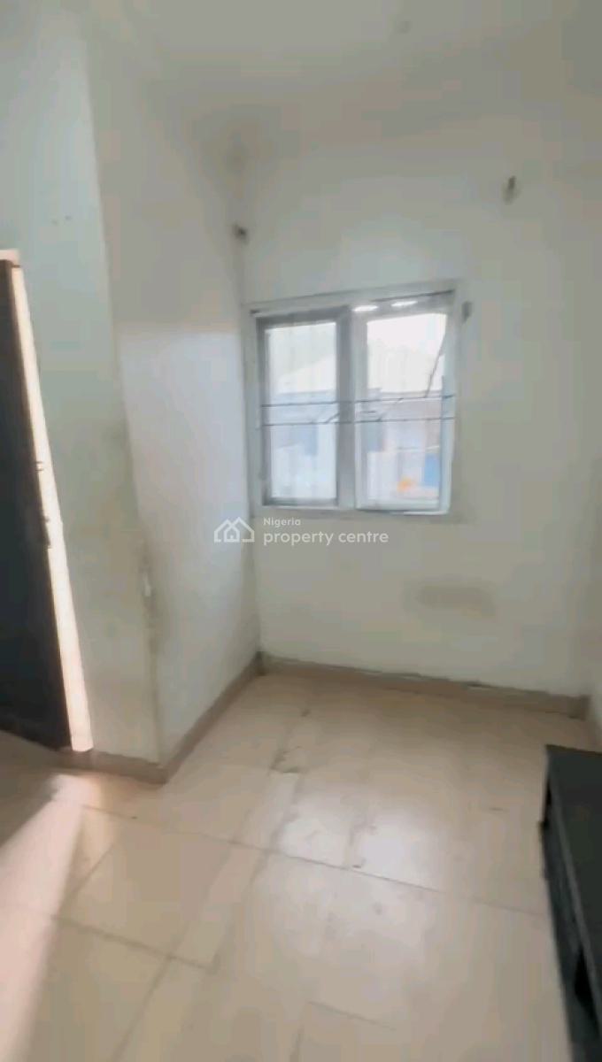 Standard and Executive Mini Flat, Pedro, Gbagada, Lagos, Mini Flat (room and Parlour) for Rent