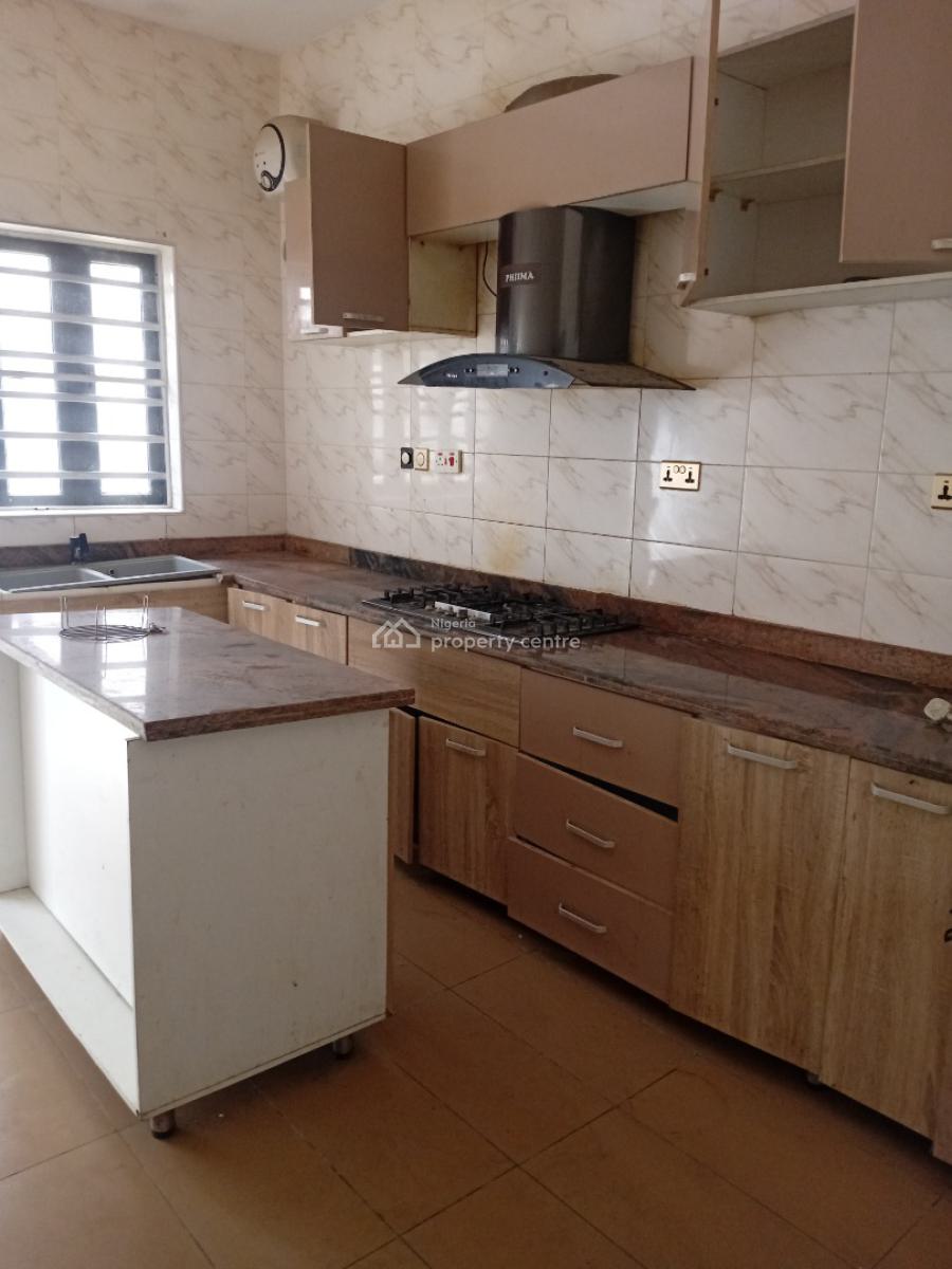 Breathtaking Tastefully Built 4-bedroom Terraced Duplex, Orchid Road, Lekki, Lagos, Terraced Duplex for Rent