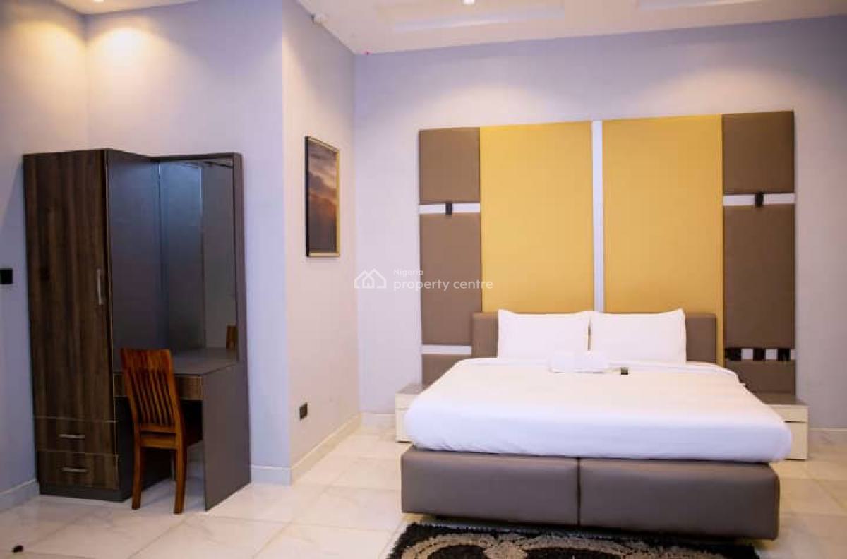 1 Bedroom, Ikeja Gra, Ikeja, Lagos, Mini Flat (room and Parlour) Short Let