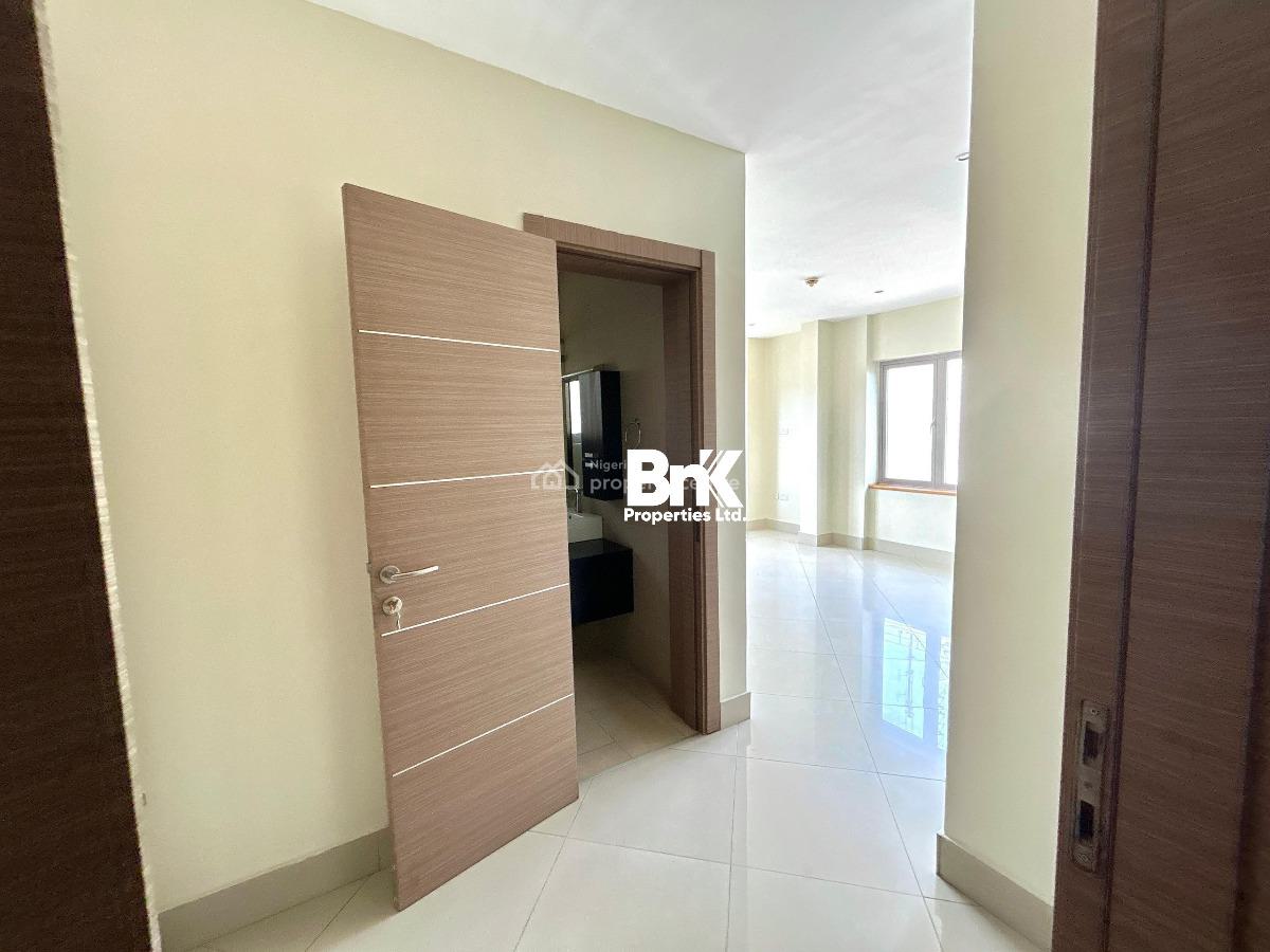 Luxury 4bedroom Penthouse Apartment with 2 Dedicated Bq, Victoria Island (vi), Lagos, Flat / Apartment for Rent