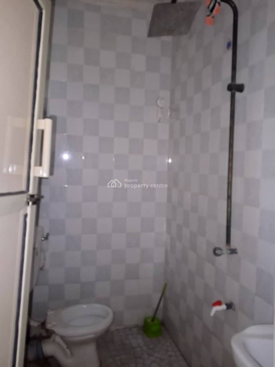Standard and Spacious 2-bedroom Flat, Ebute Metta, Ebute Metta West, Yaba, Lagos, Flat / Apartment for Rent