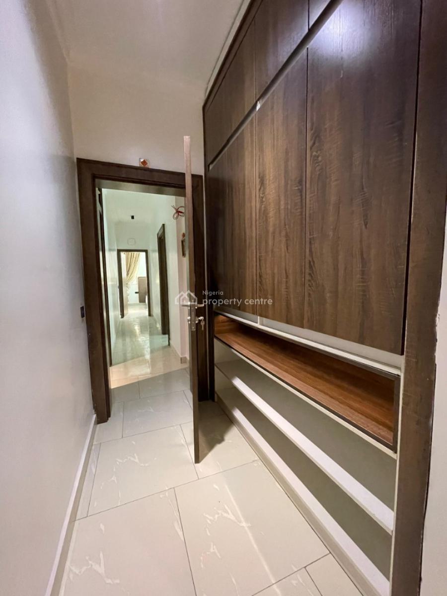 Lovely Serviced 3 Bedroom Flat with Bq, Mabushi, Abuja, Flat / Apartment for Rent