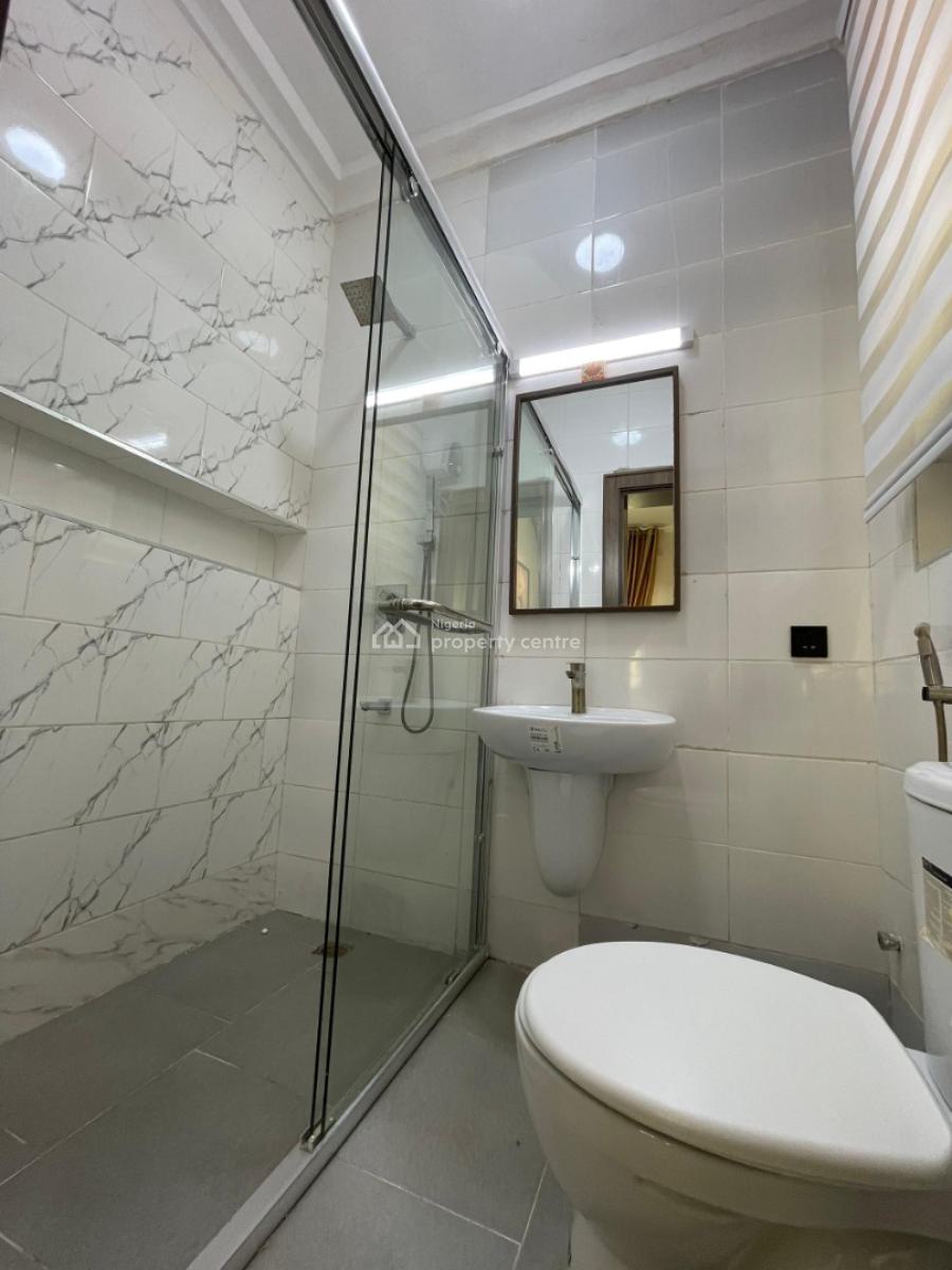 Lovely Serviced 3 Bedroom Flat with Bq, Mabushi, Abuja, Flat / Apartment for Rent