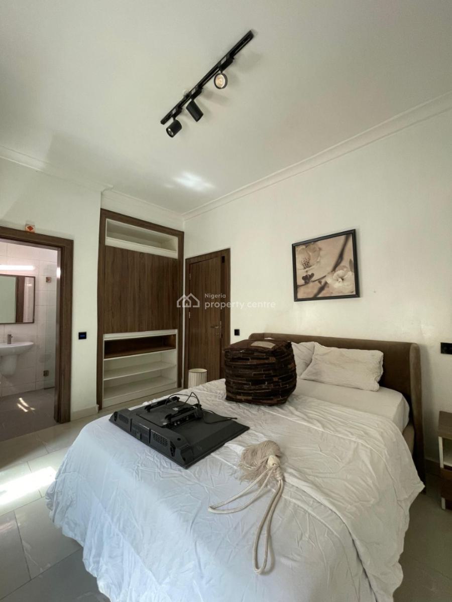 Lovely Serviced 3 Bedroom Flat with Bq, Mabushi, Abuja, Flat / Apartment for Rent