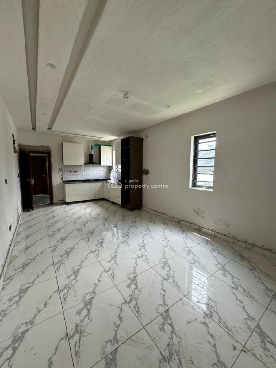2 Bedrooms Apartment with Governors Consent, Van Daniel Estate, Orchid Road, Lekki, Lagos, Flat / Apartment for Sale
