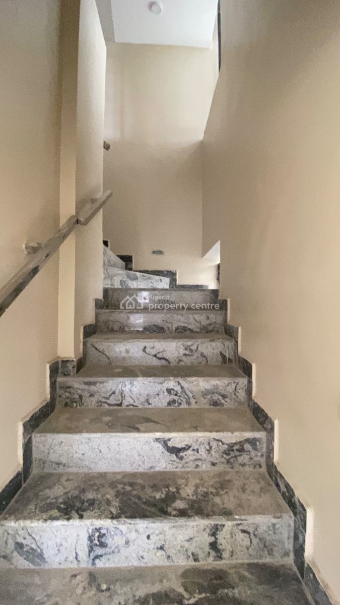 Luxury 4 Bedroom Terrace Duplex + Bq, Guzape District, Abuja, Terraced Duplex for Sale