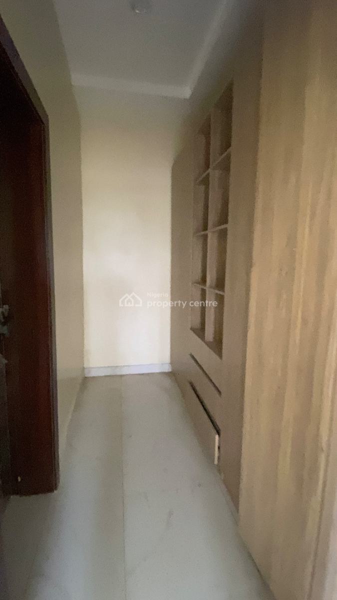 Luxury 4 Bedroom Terrace Duplex + Bq, Guzape District, Abuja, Terraced Duplex for Sale