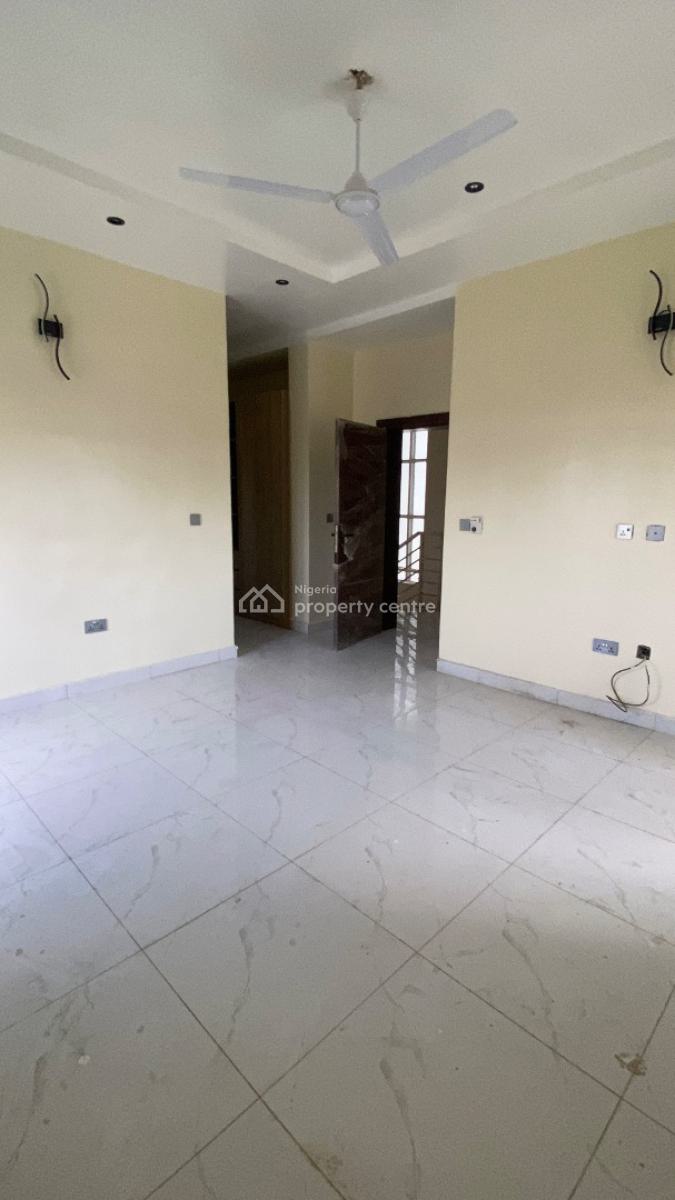 Luxury 4 Bedroom Terrace Duplex + Bq, Guzape District, Abuja, Terraced Duplex for Sale