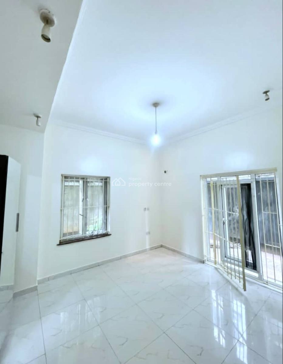 Spacious 2-bedroom Apartment, Oniru, Victoria Island (vi), Lagos, Flat / Apartment for Rent