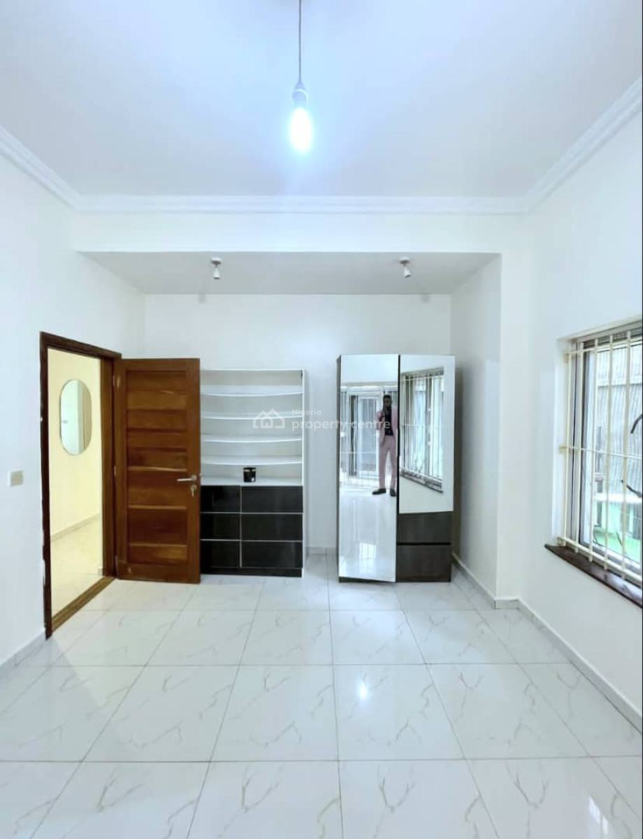 Spacious 2-bedroom Apartment, Oniru, Victoria Island (vi), Lagos, Flat / Apartment for Rent