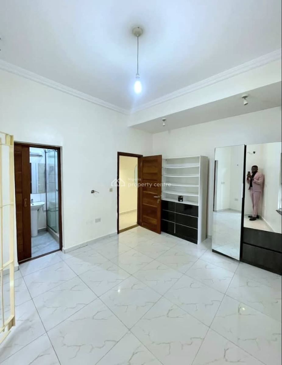 Spacious 2-bedroom Apartment, Oniru, Victoria Island (vi), Lagos, Flat / Apartment for Rent