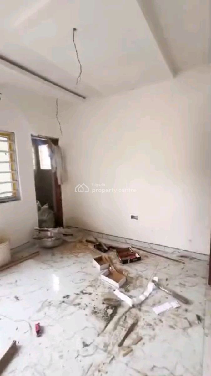 Standard and Executive Mini Flat, Shomolu, Lagos, Mini Flat (room and Parlour) for Rent