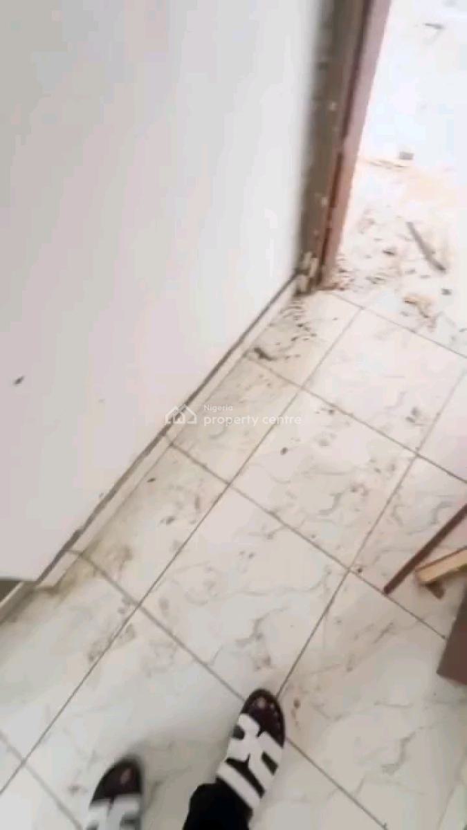 Standard and Executive Mini Flat, Shomolu, Lagos, Mini Flat (room and Parlour) for Rent