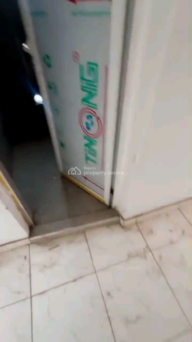 Standard and Executive Mini Flat, Shomolu, Lagos, Mini Flat (room and Parlour) for Rent