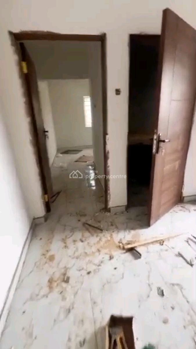 Standard and Executive Mini Flat, Shomolu, Lagos, Mini Flat (room and Parlour) for Rent
